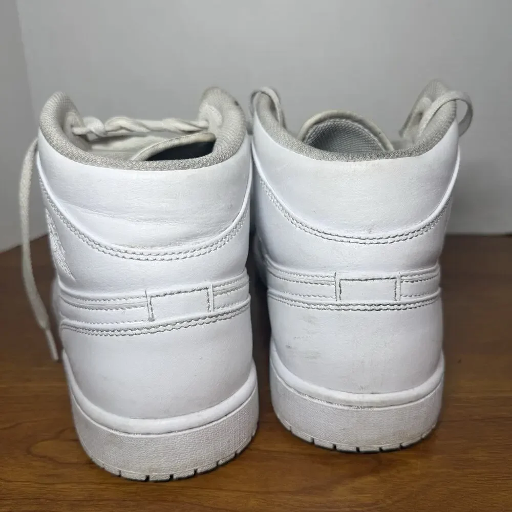 Air Jordan 1 Mid Triple White Men’s Size 12  2022 554724-136